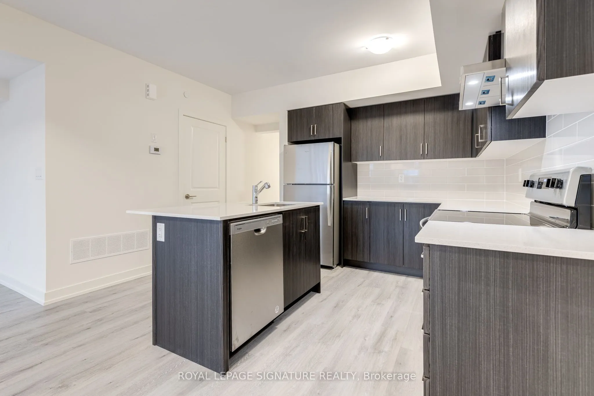 58 Elizabeth Street S, #2106