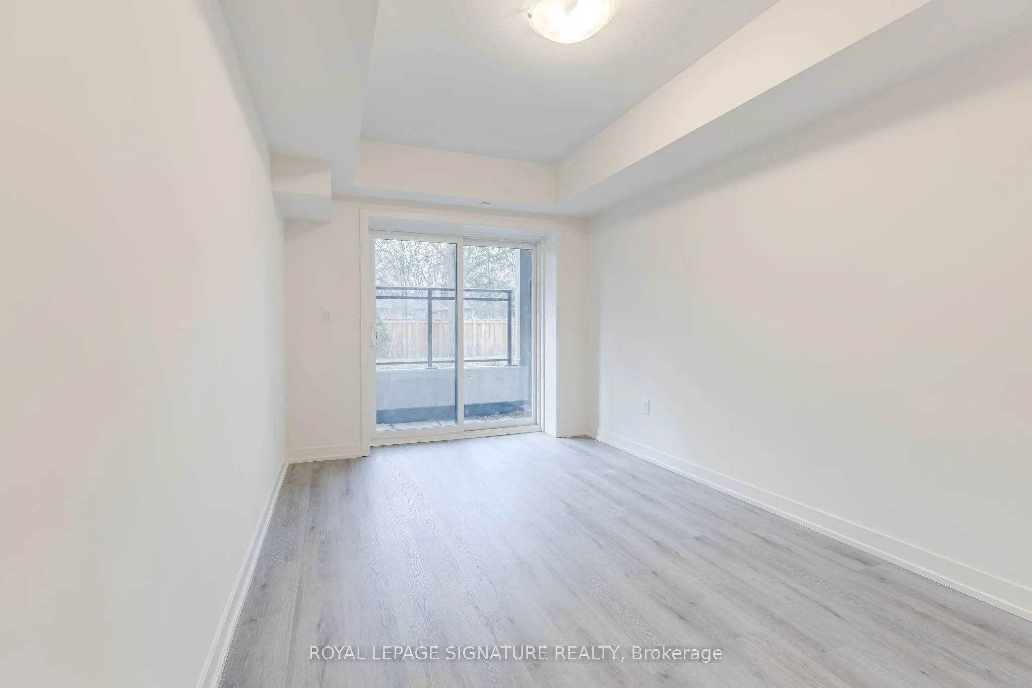 58 Elizabeth Street S, #2106