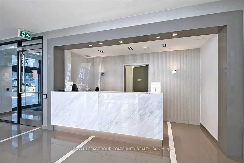 75 Oneida Crescent, #1212