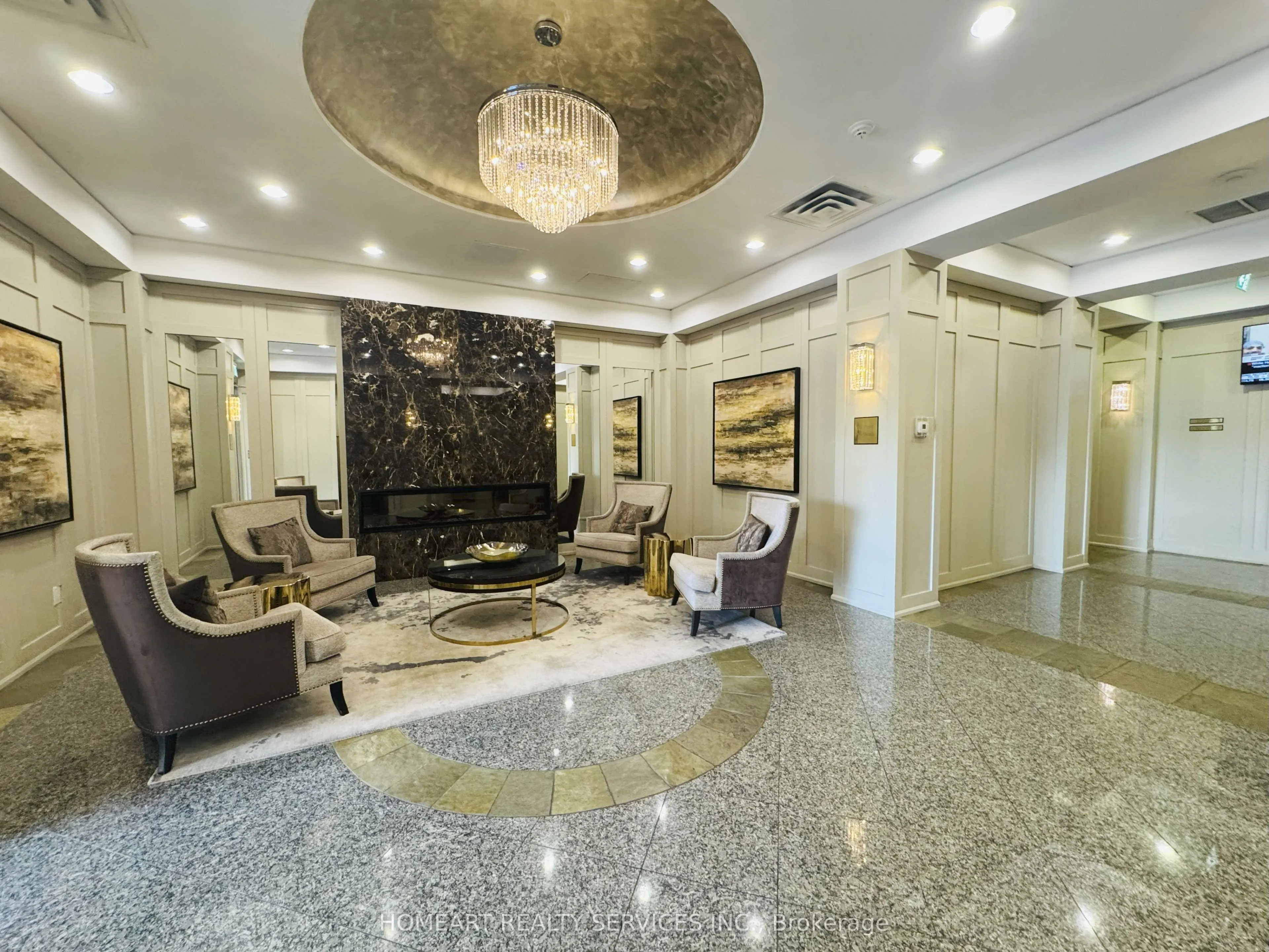 9 Northern Heights Drive, #604