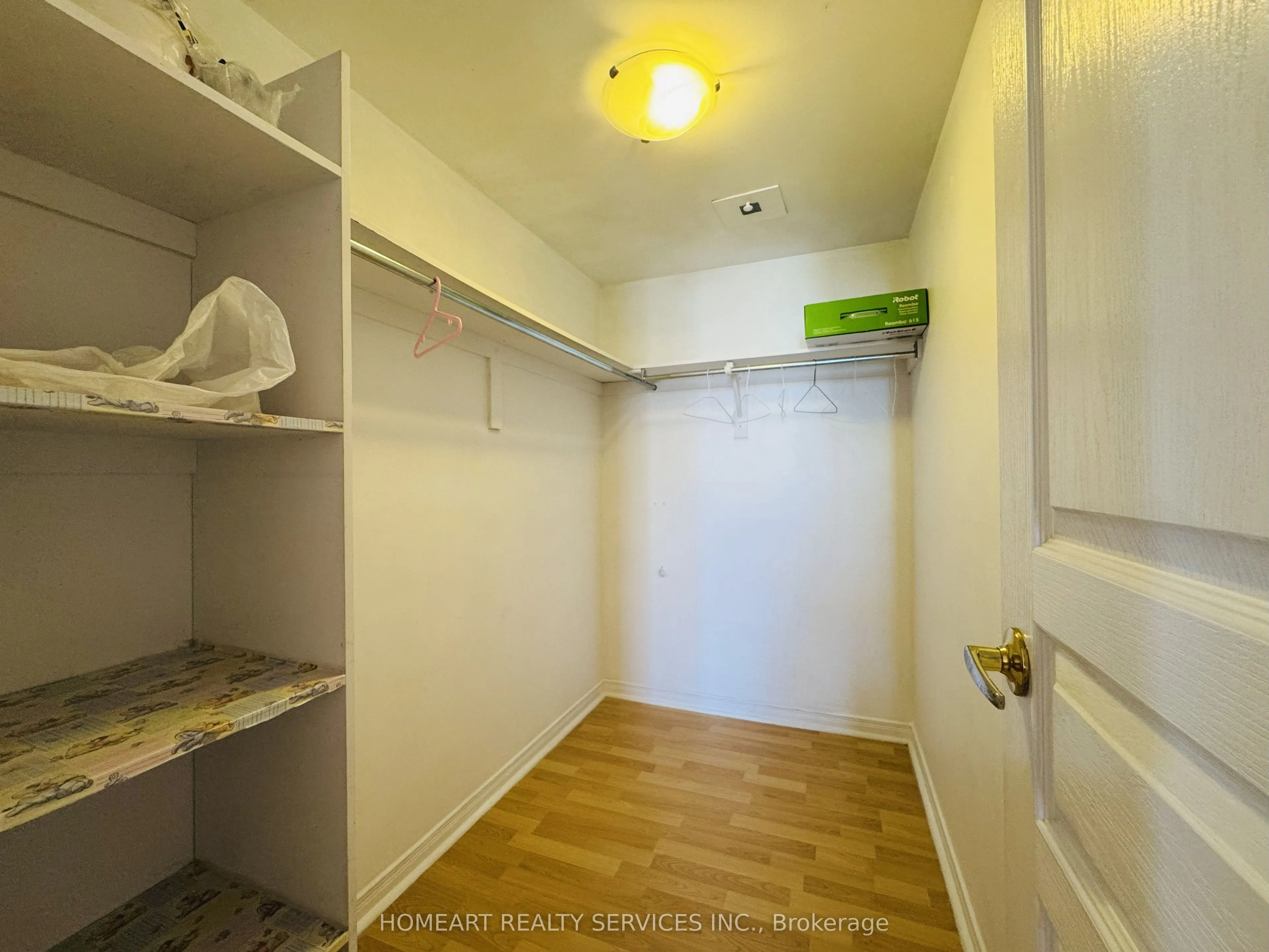 9 Northern Heights Drive, #604