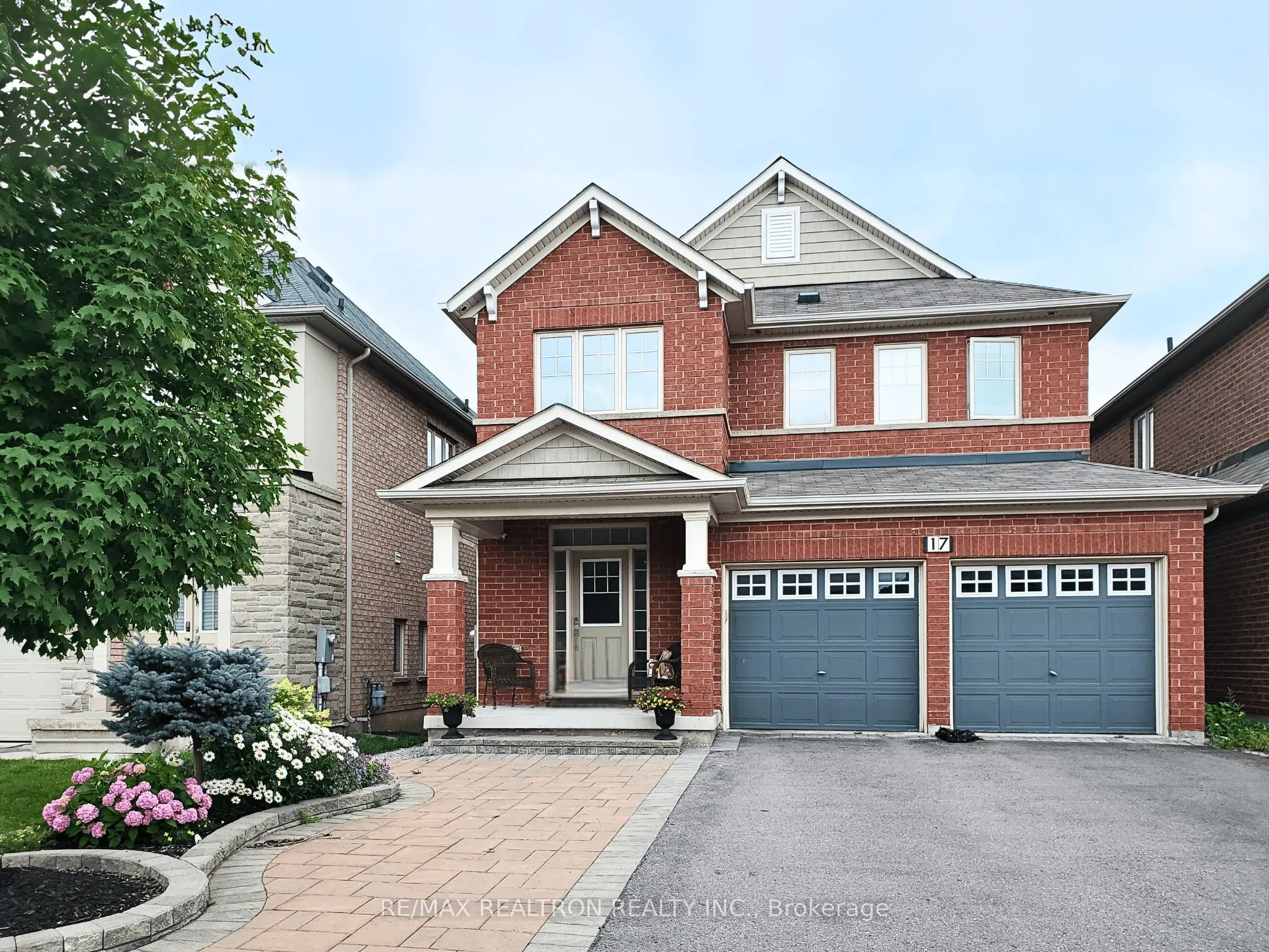 17 Mansard Drive