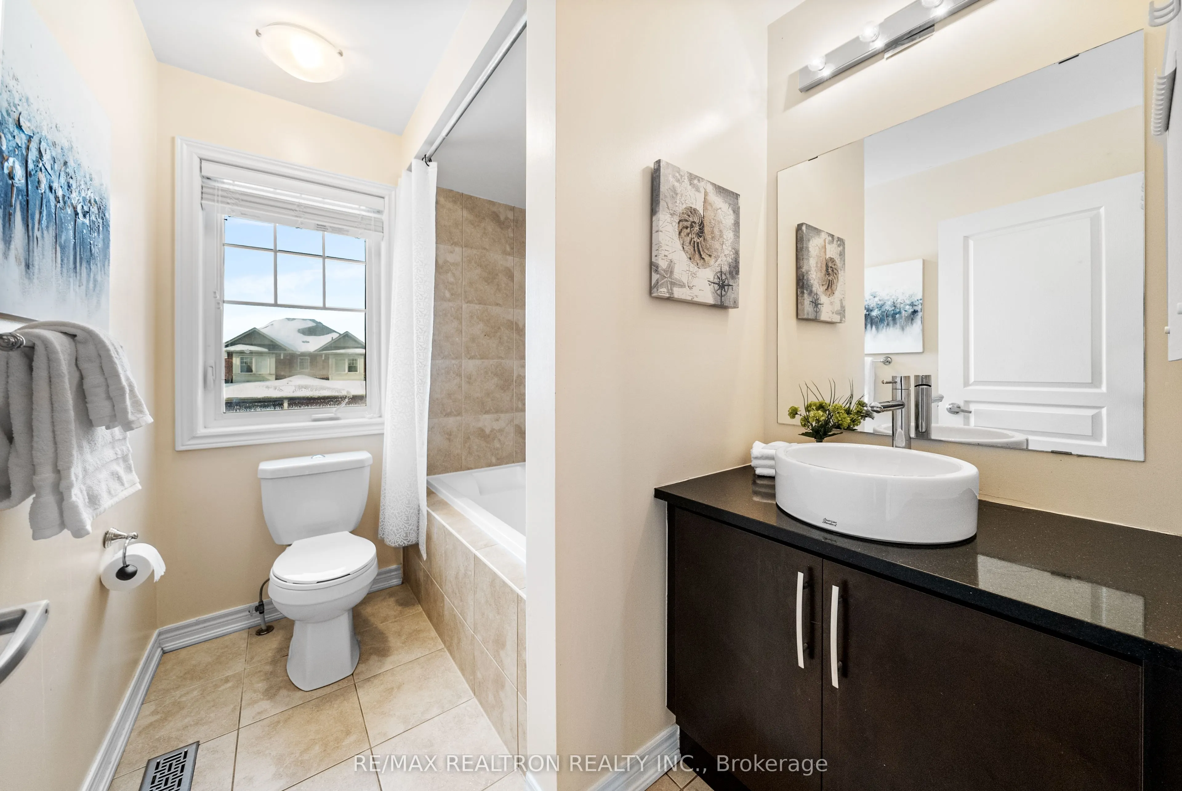 17 Mansard Drive