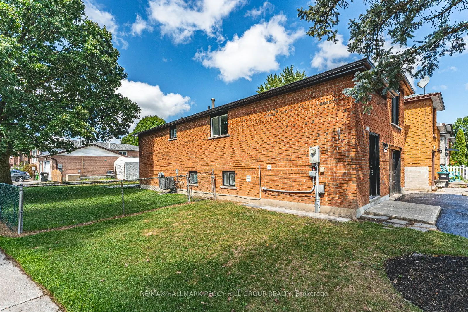 388 Parkwood Avenue
