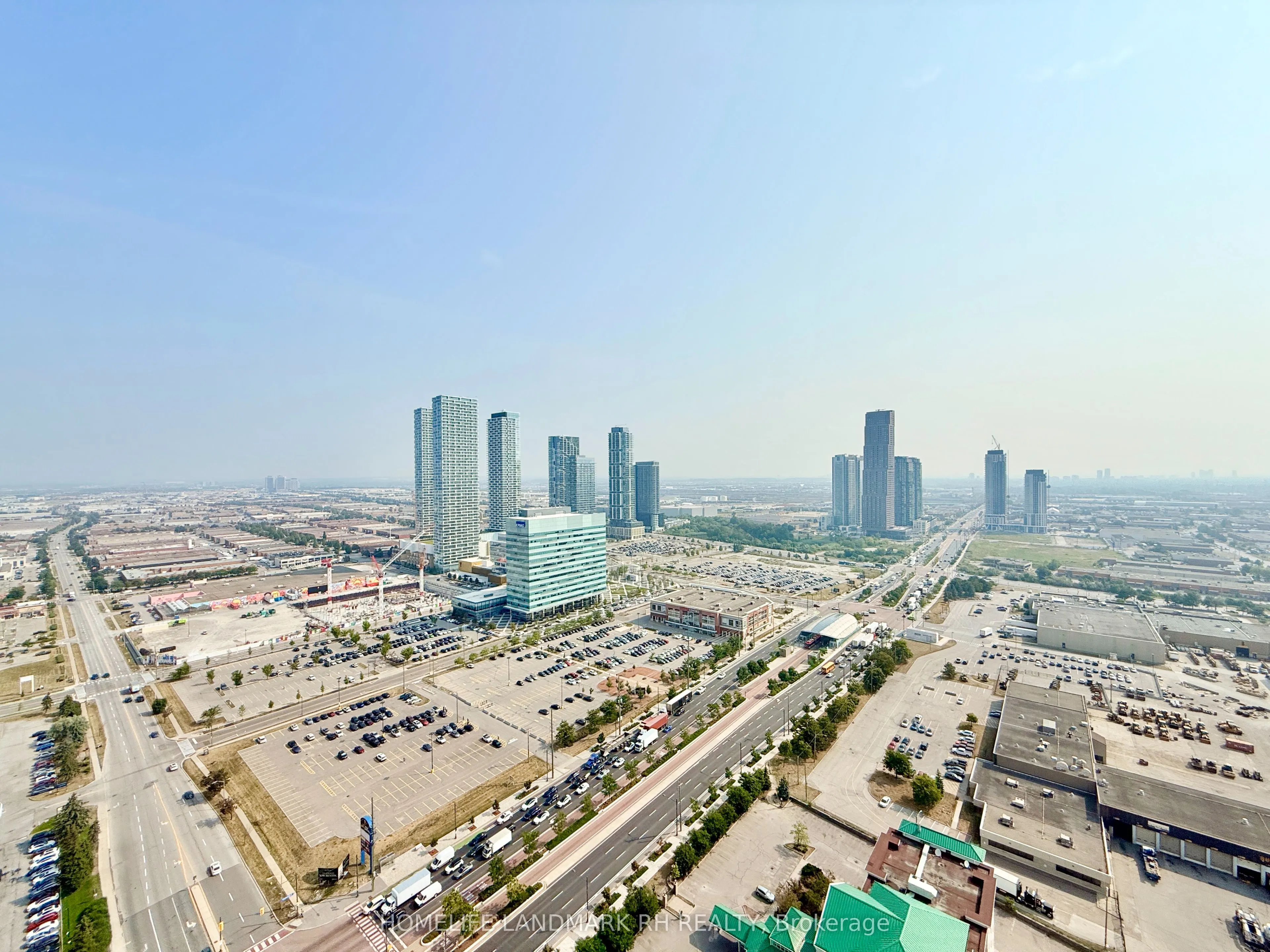 28 Interchange Way, #3806