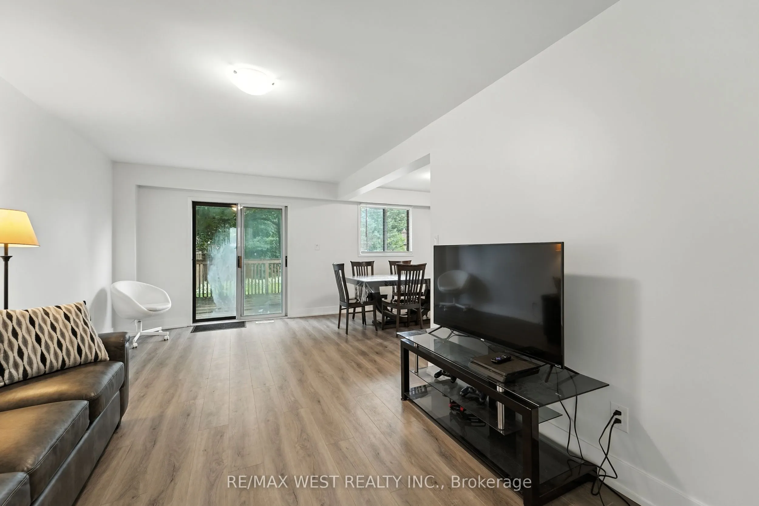 34 Stewart Avenue