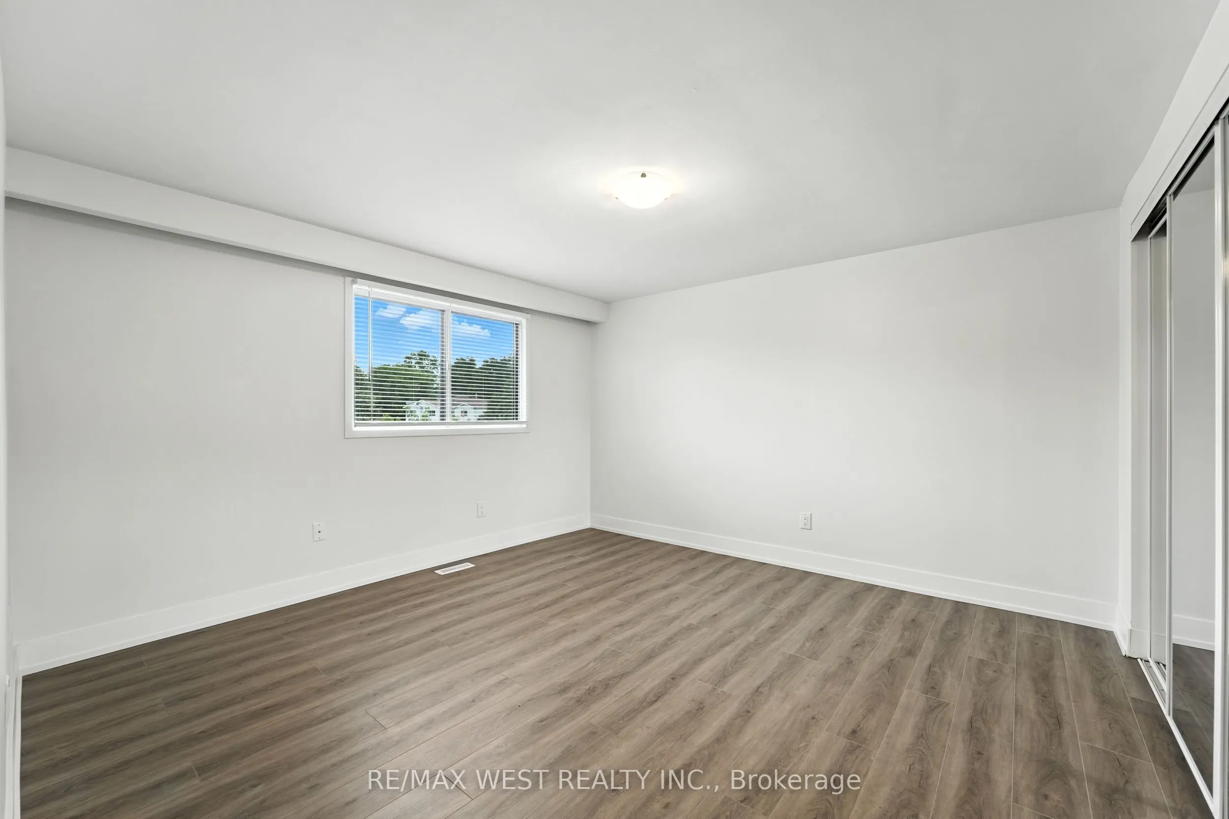 34 Stewart Avenue