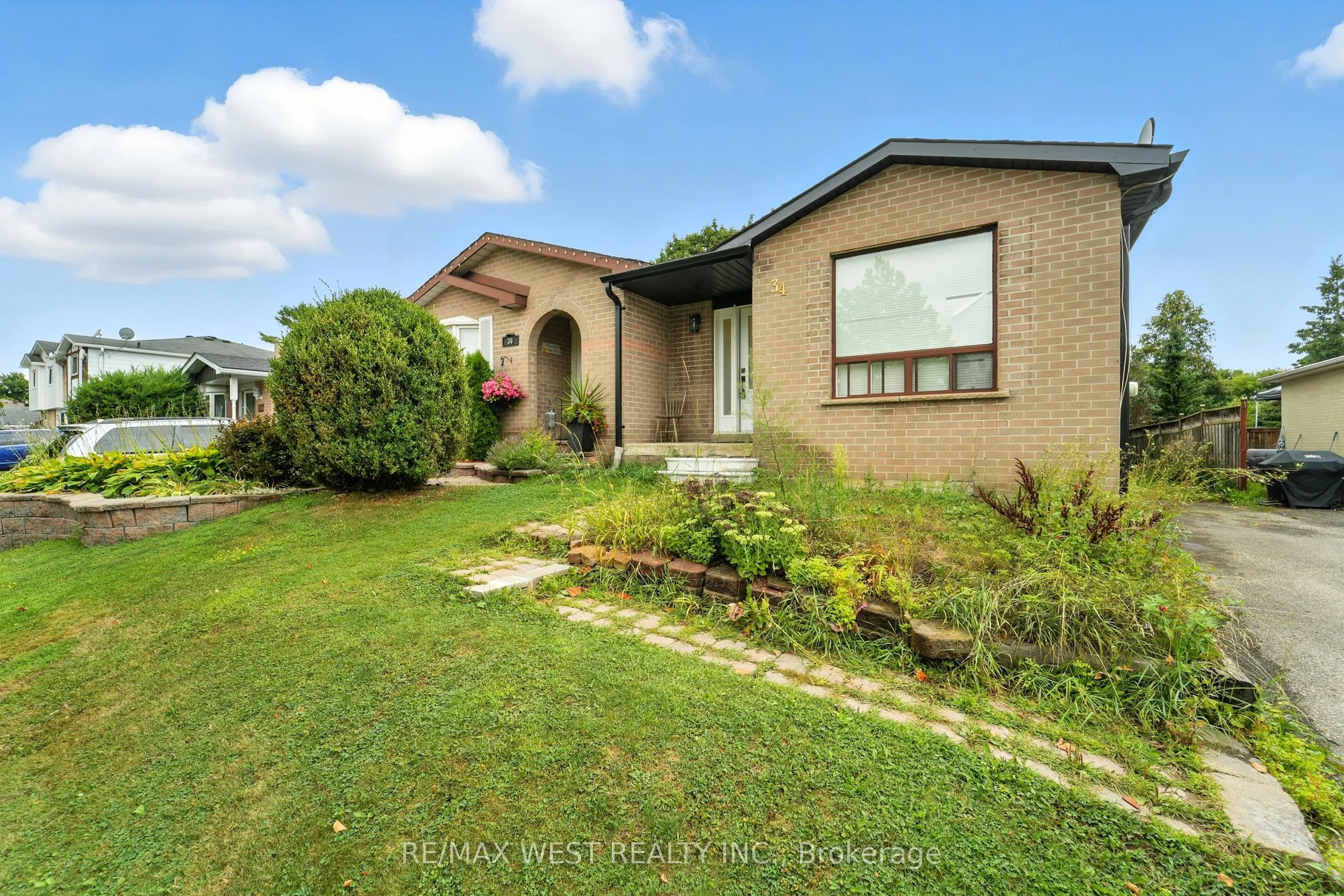 34 Stewart Avenue