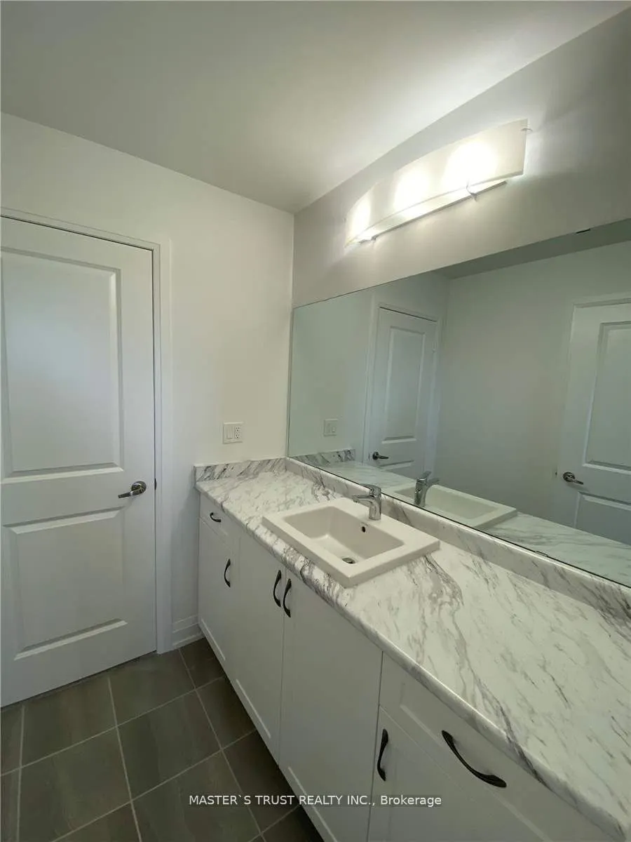 102 Frank Kelly Drive