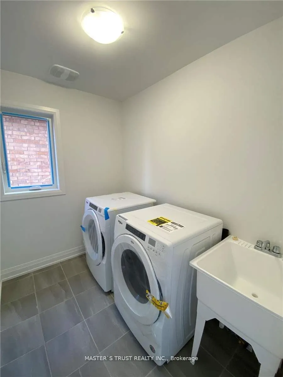 102 Frank Kelly Drive