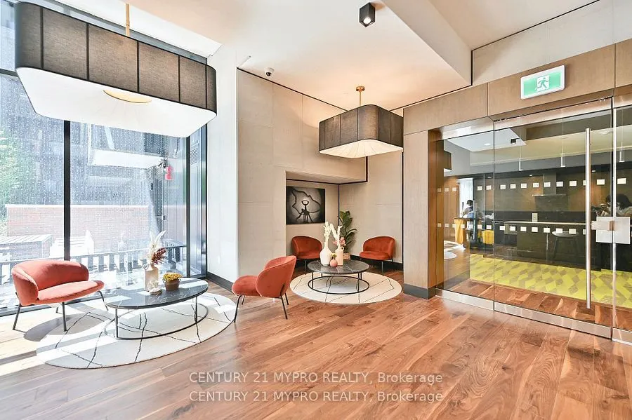 38 Simcoe Promenade, #317C