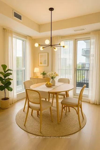38 Simcoe Promenade, #317C