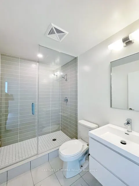 38 Simcoe Promenade, #317C