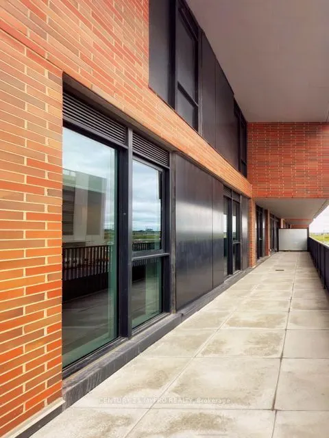 38 Simcoe Promenade, #317C