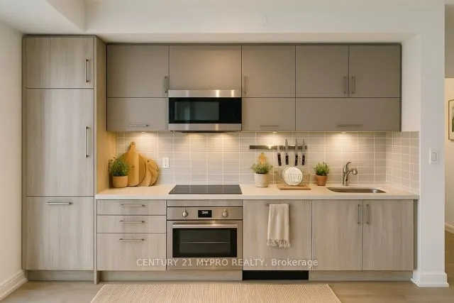 38 Simcoe Promenade, #317C