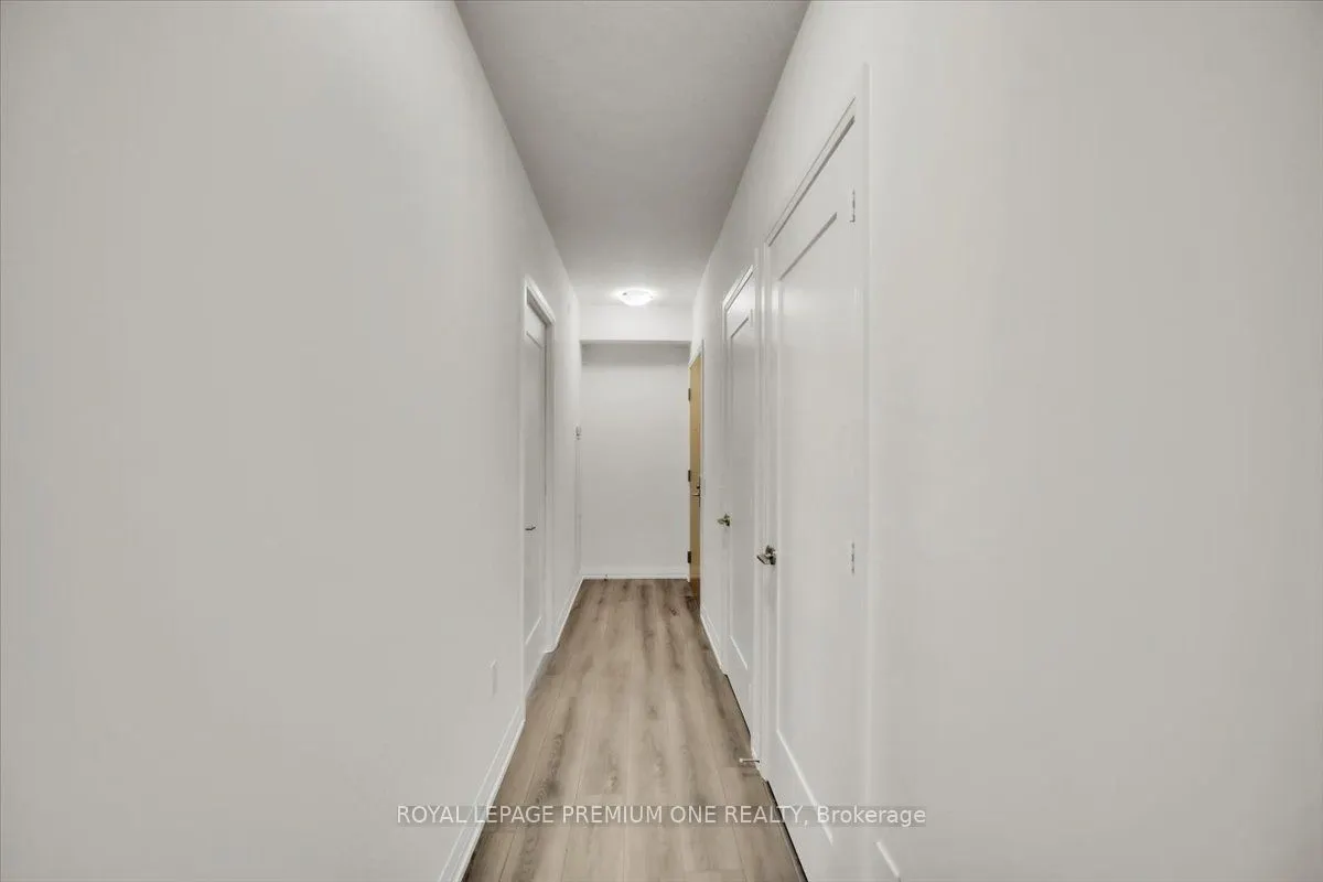 8960 Jane Street, #2103