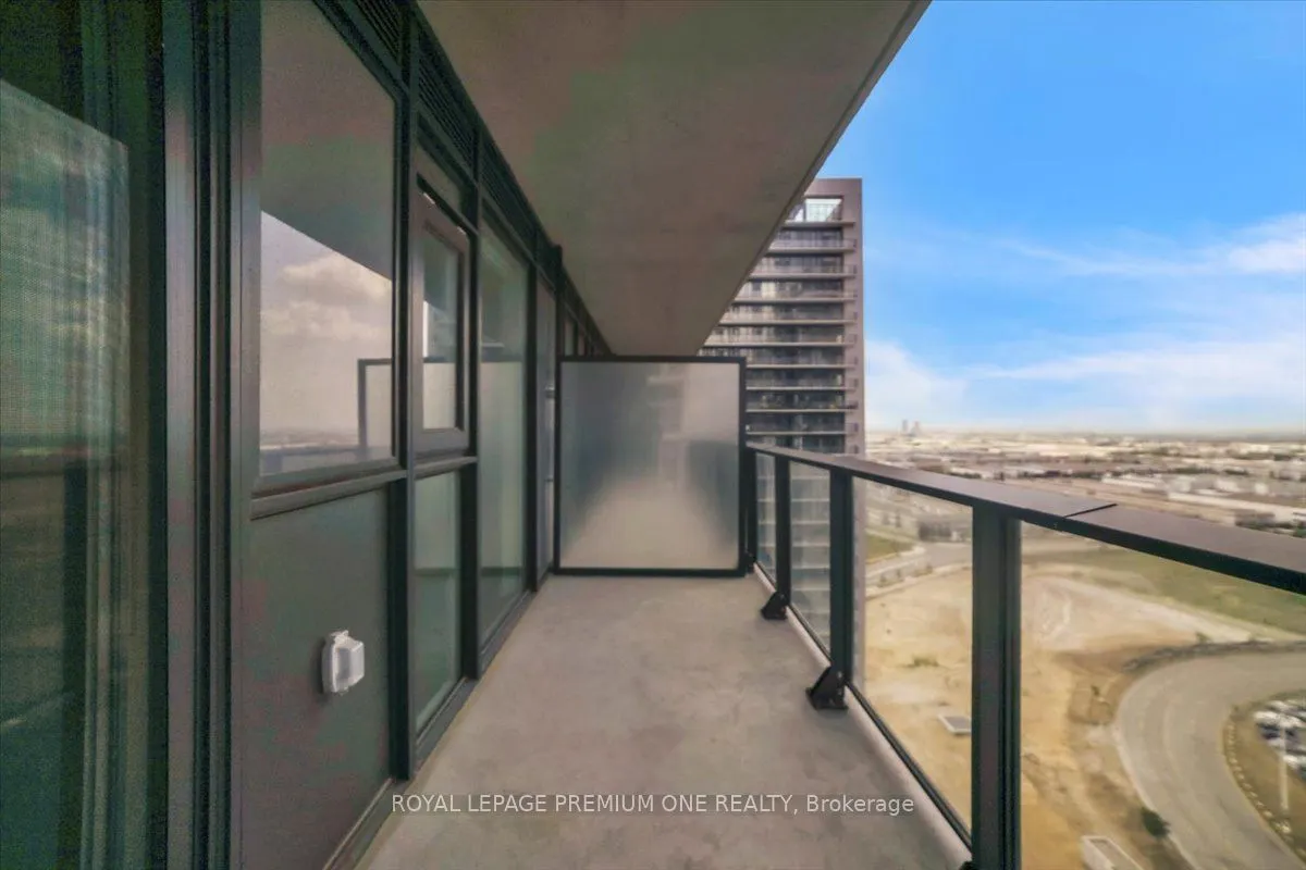8960 Jane Street, #2103