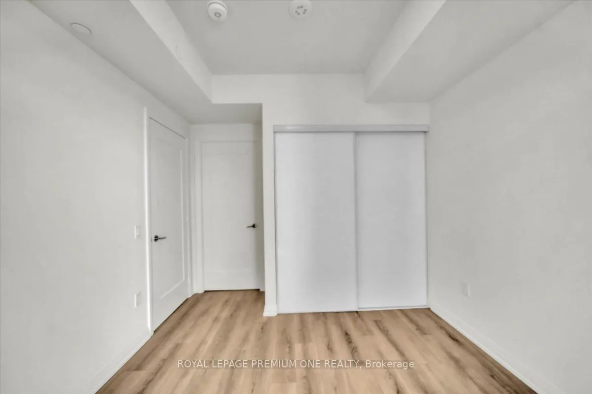 8960 Jane Street, #2103