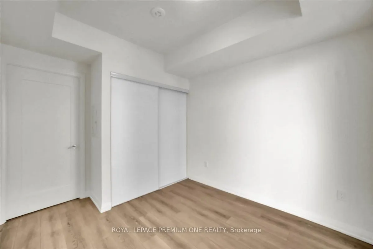 8960 Jane Street, #2103