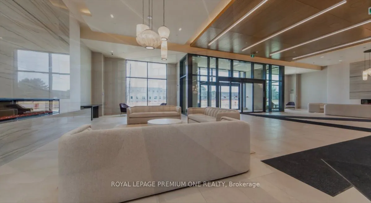 8960 Jane Street, #2103