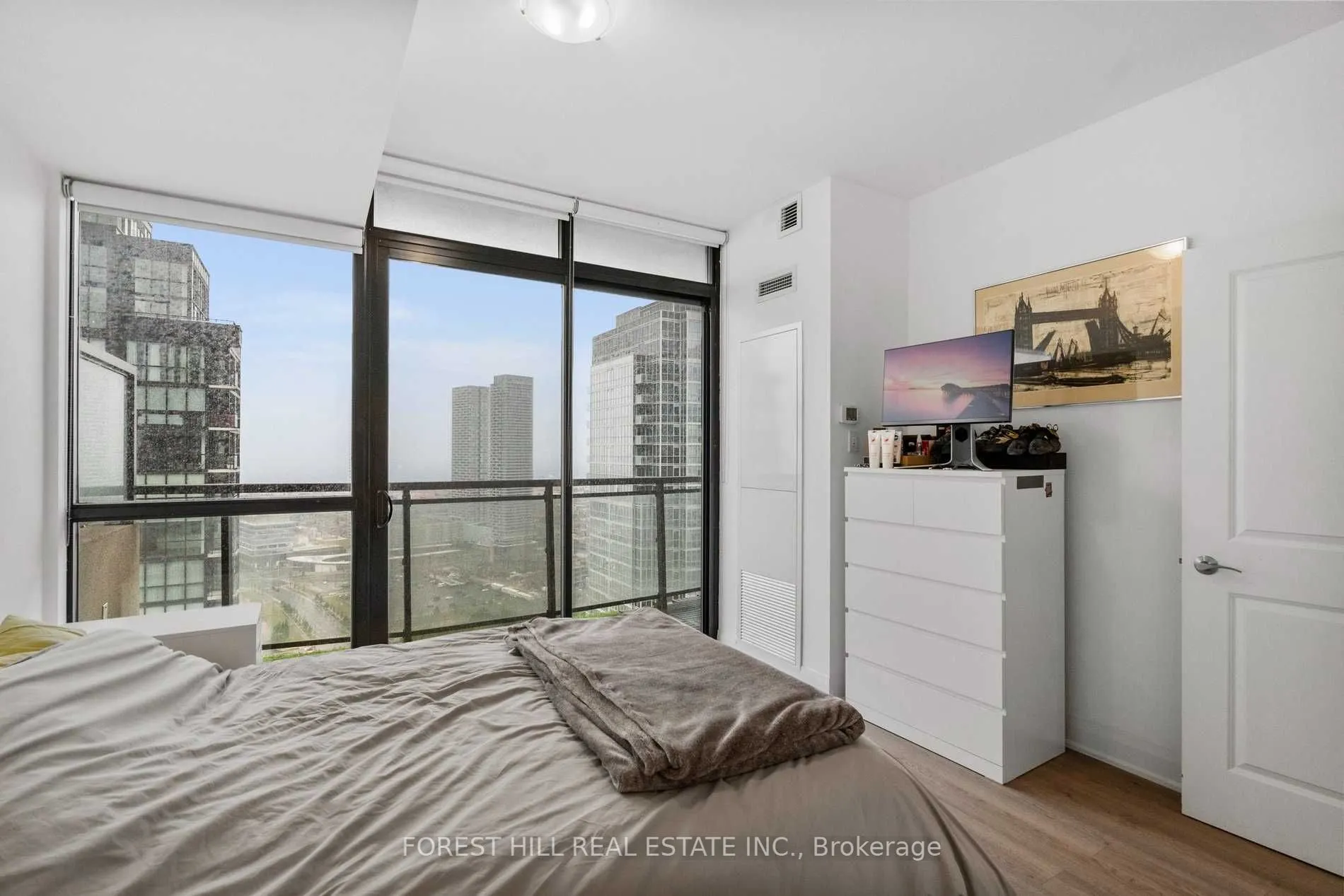 2900 Highway 7 Road, #3305