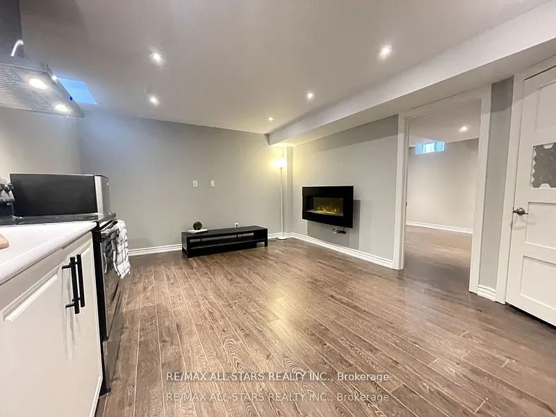 129 Win Timbers Crescent