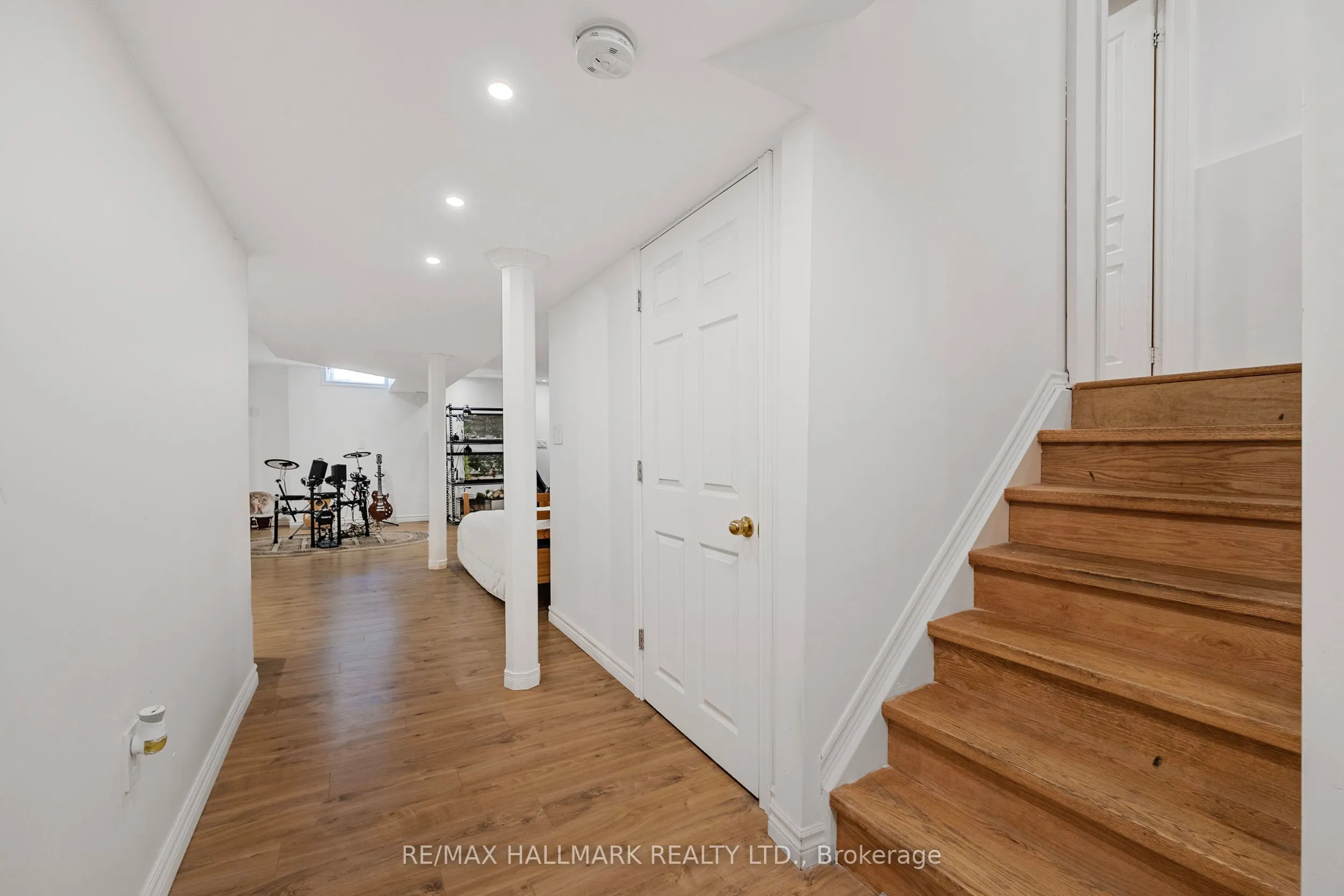 60 Cider Crescent