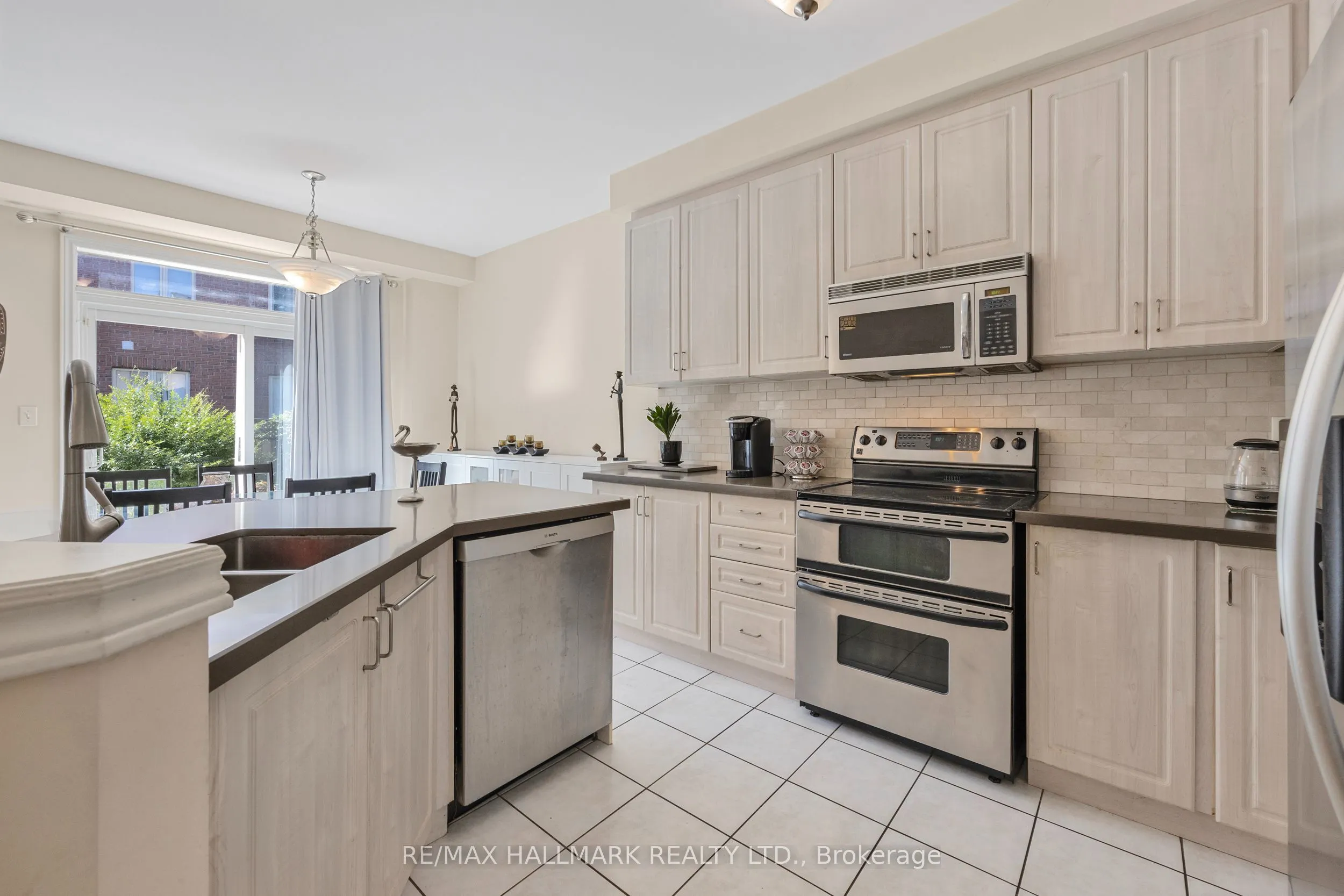 60 Cider Crescent