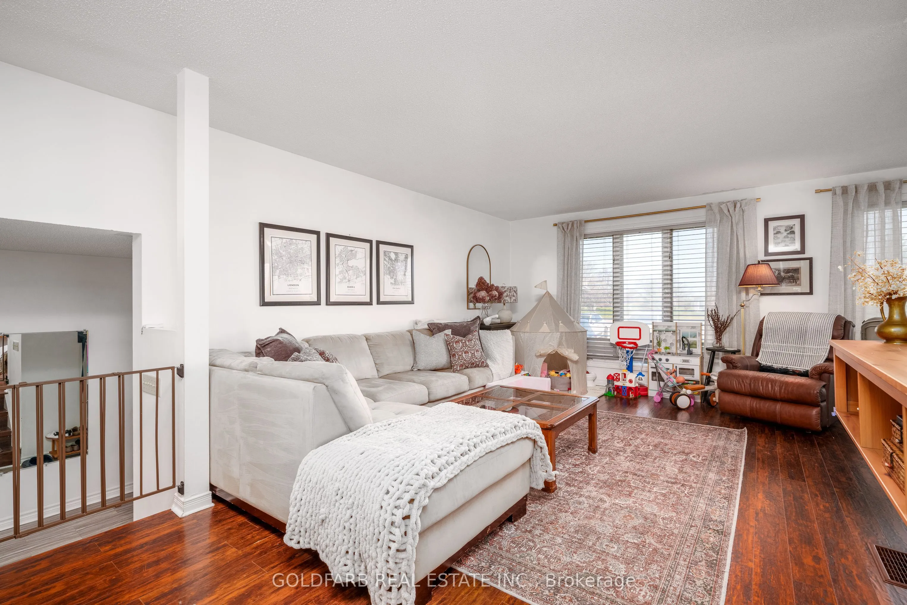 1635 Innisfil Beach Road