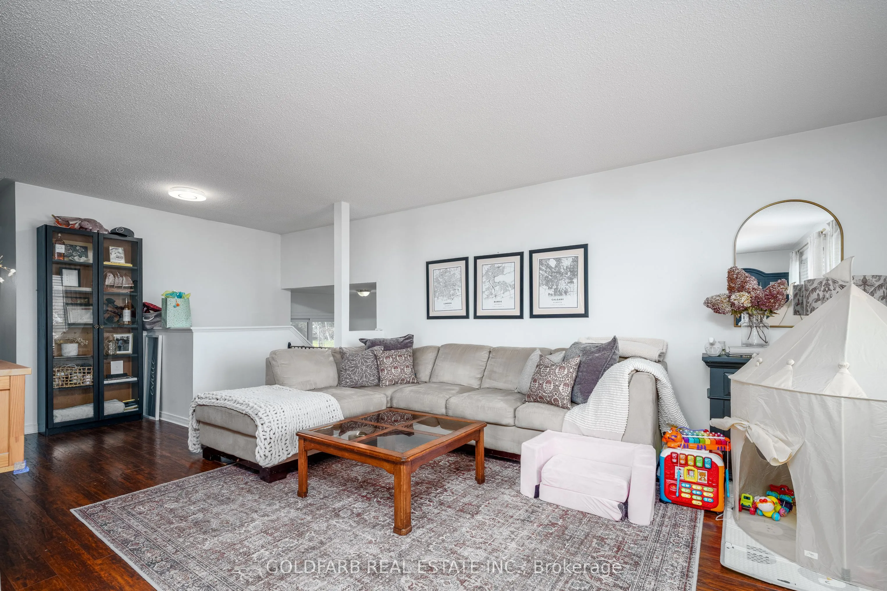 1635 Innisfil Beach Road