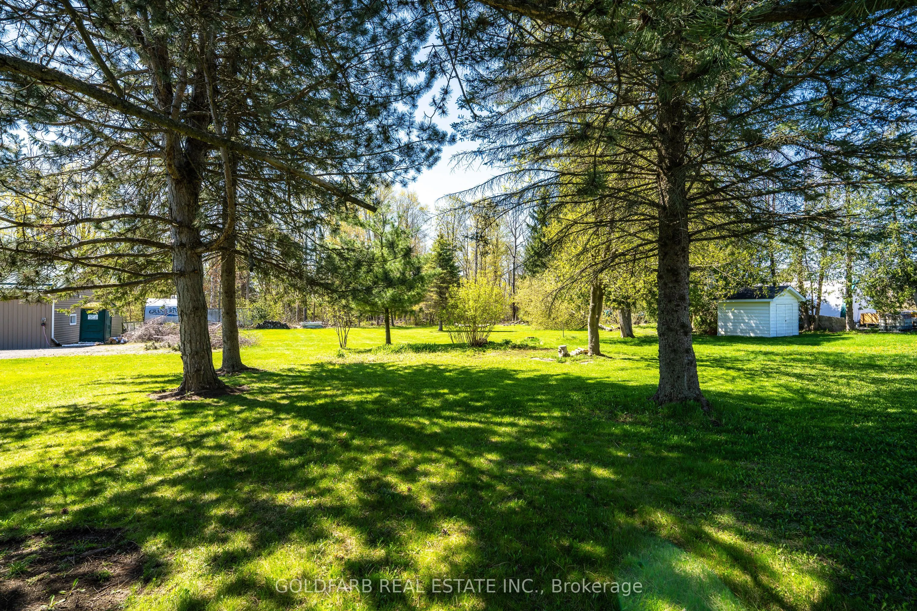 1635 Innisfil Beach Road