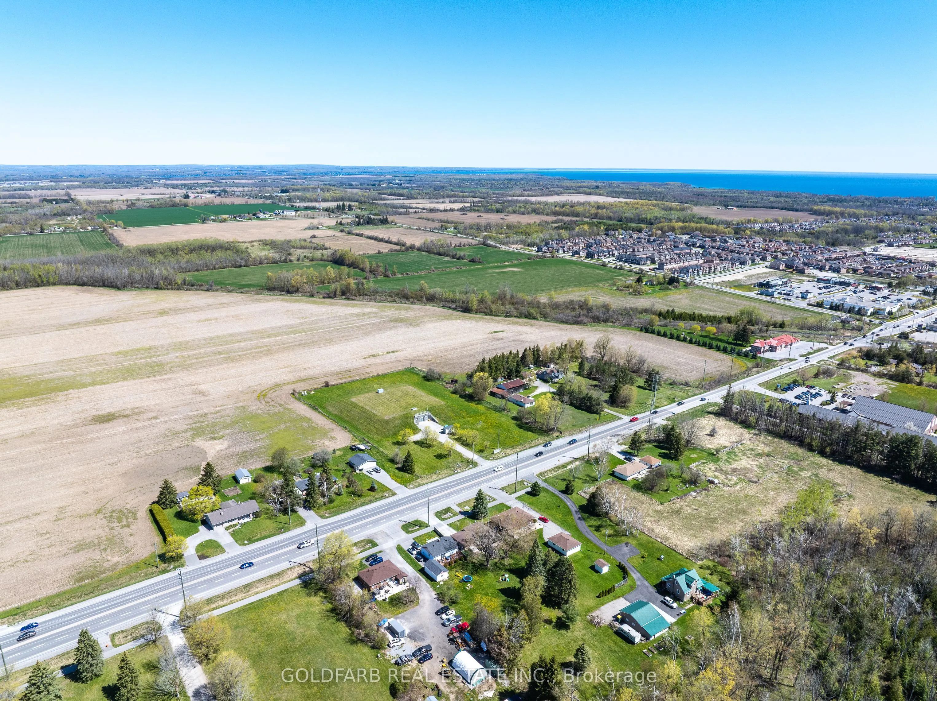 1635 Innisfil Beach Road