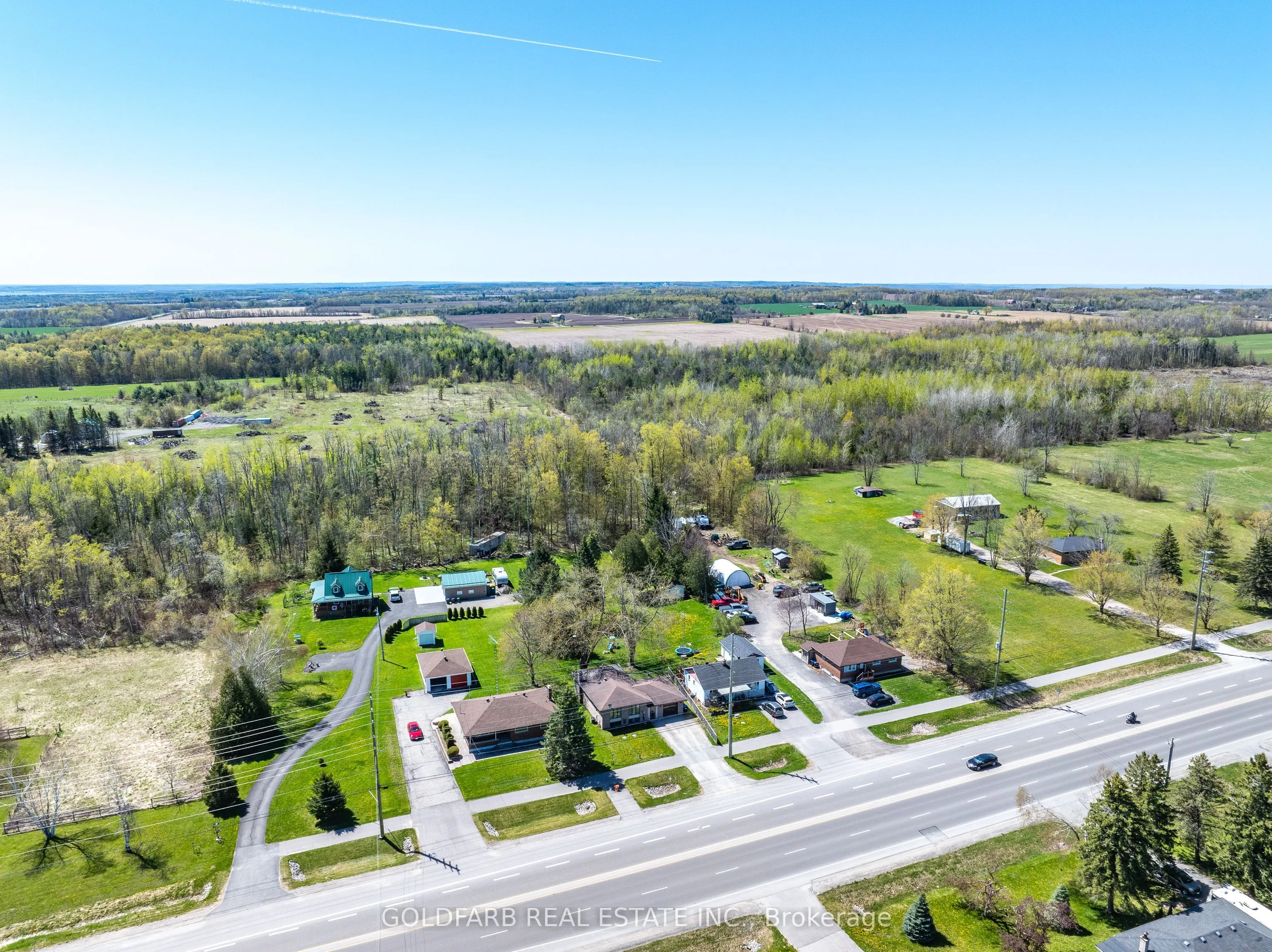 1635 Innisfil Beach Road