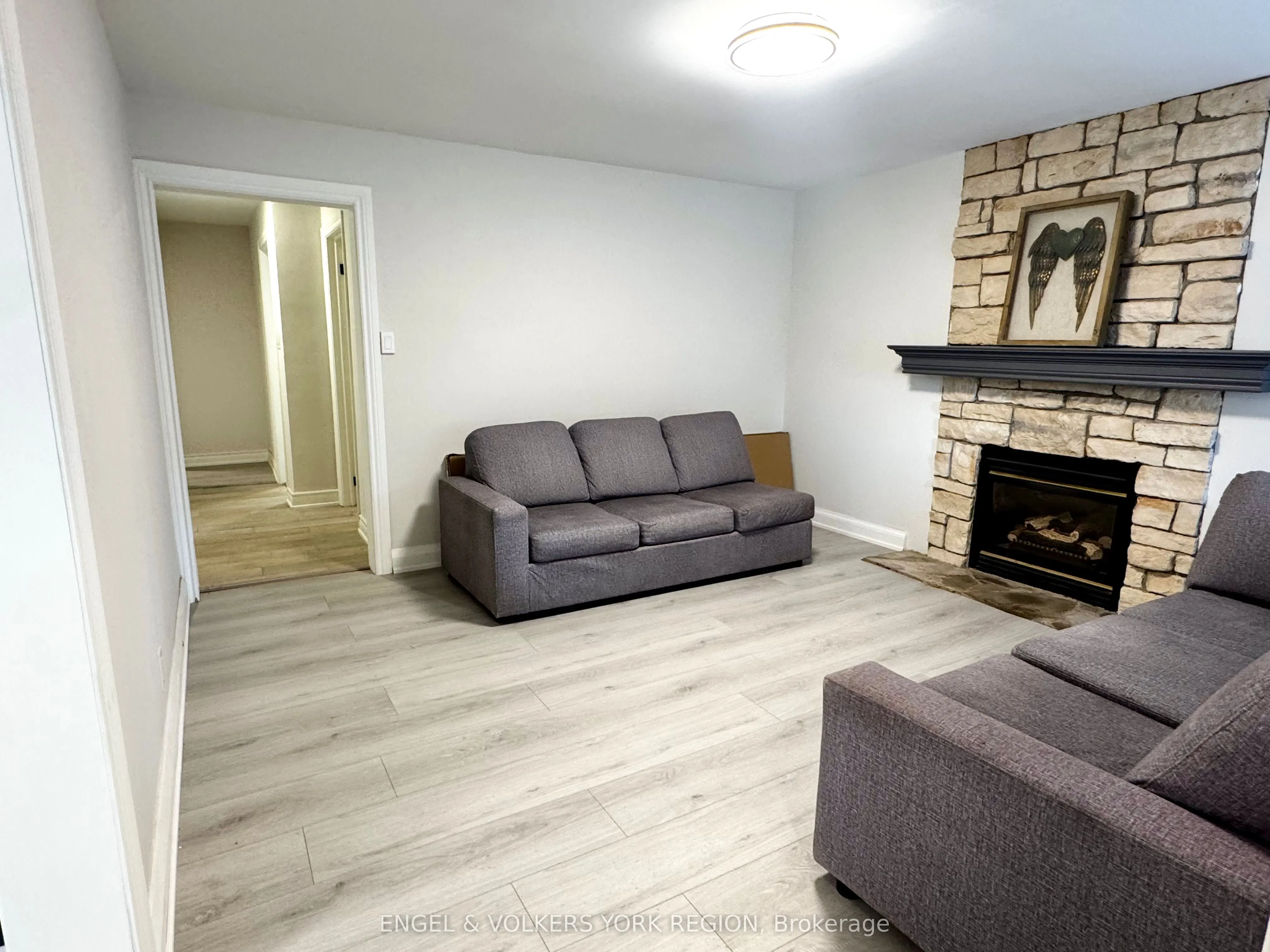185 Rumble Avenue, #Main
