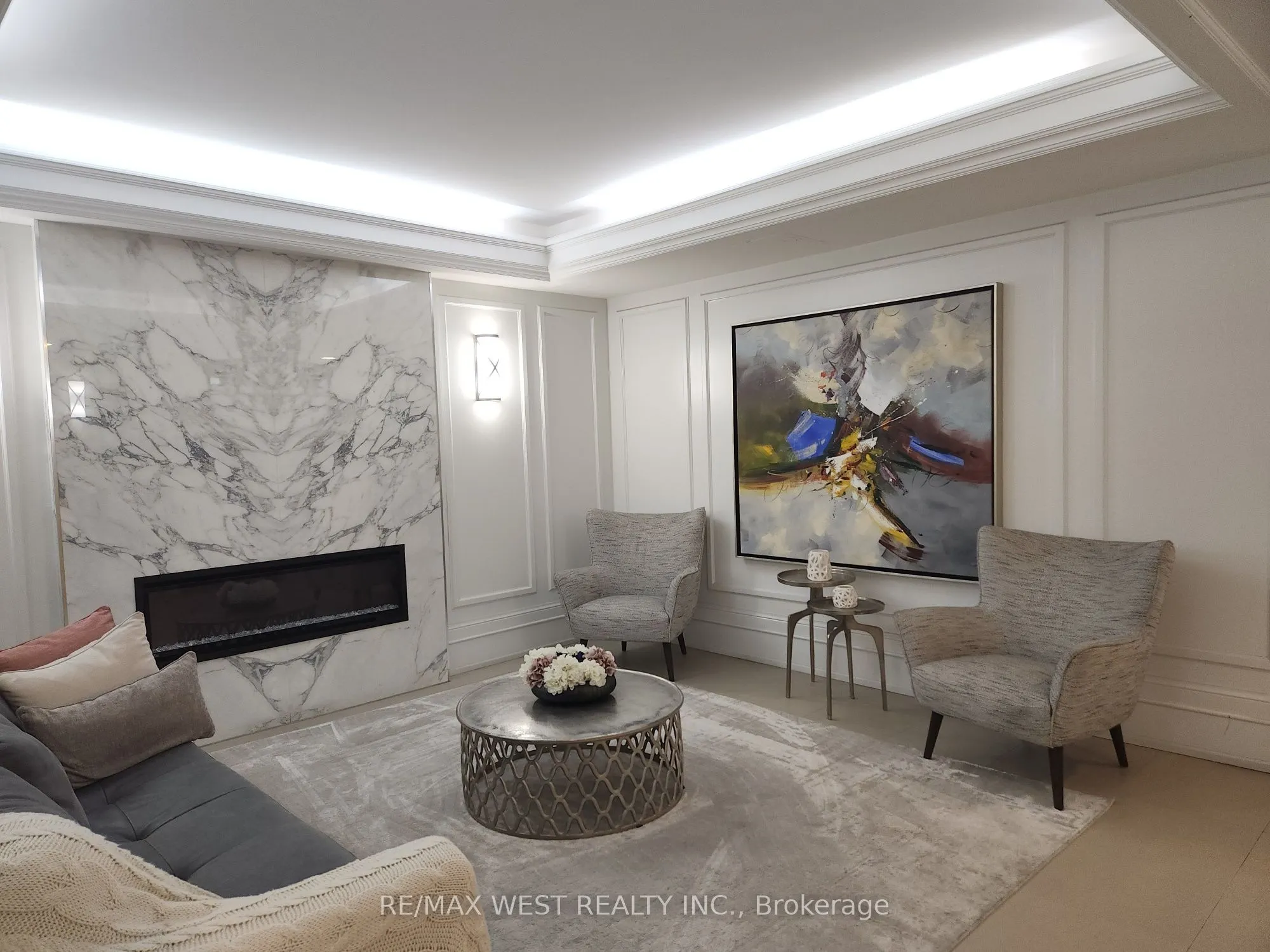309 Major Mackenzie Drive, #513