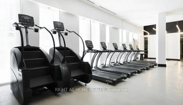 2916 Highway 7 Road W, #411