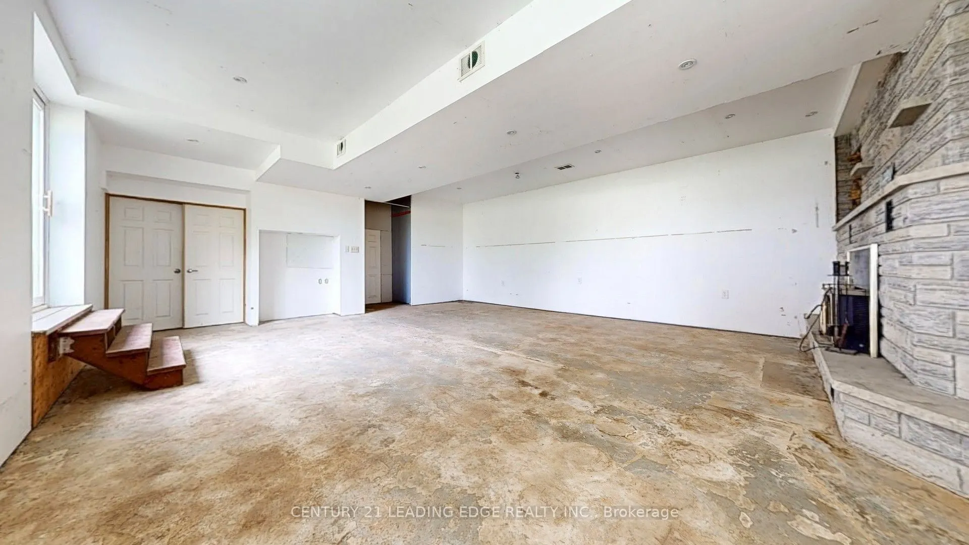4884 2nd Line Road