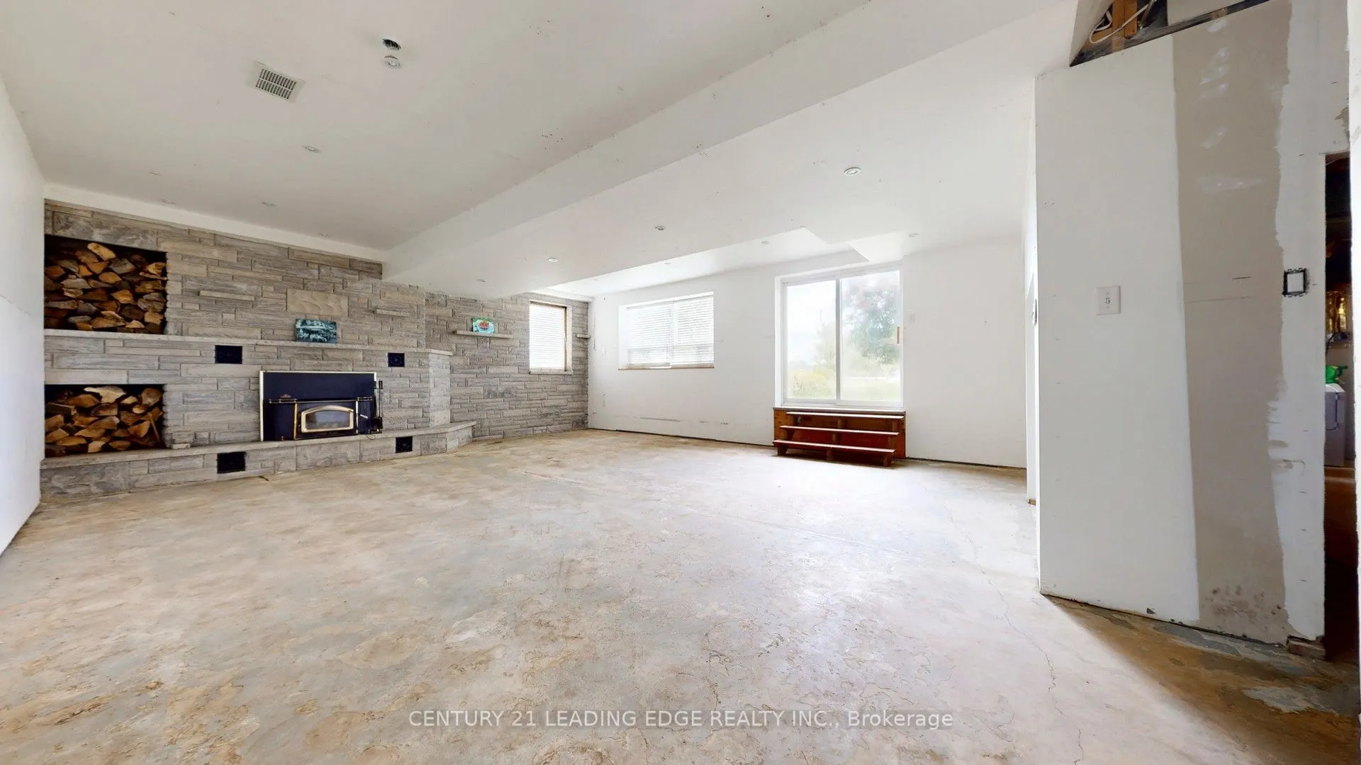 4884 2nd Line Road