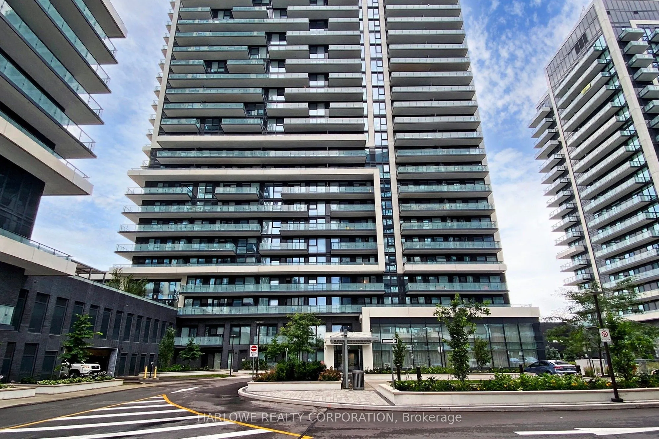95 Oneida Crescent, #1706