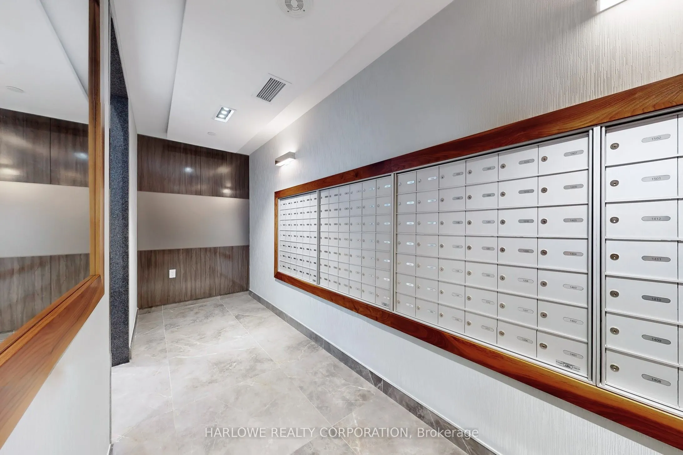 95 Oneida Crescent, #1706