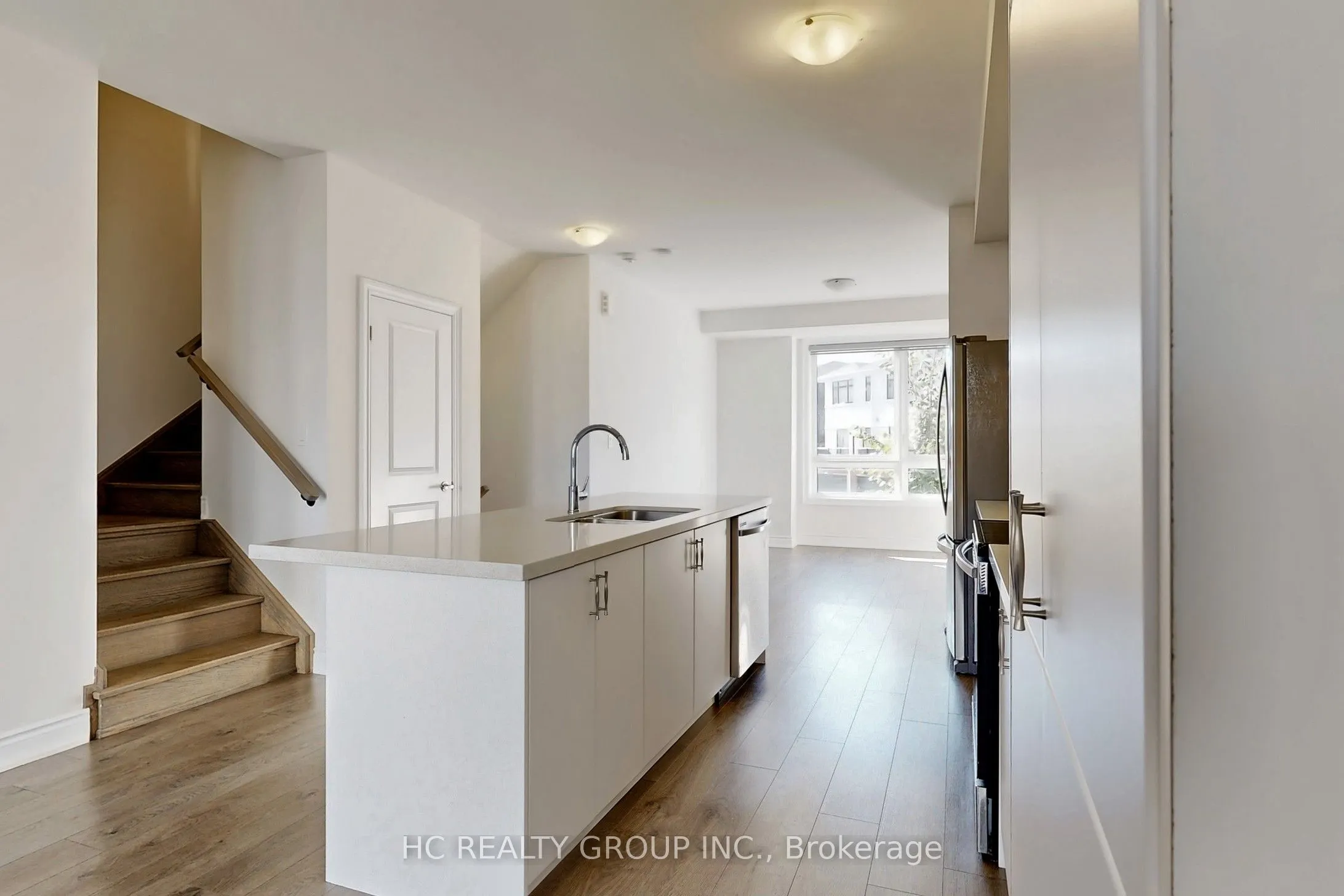 31 Thomas Armstrong Lane, #29