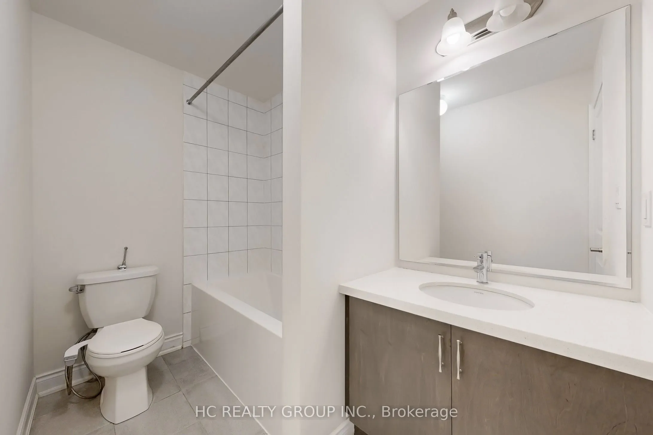 31 Thomas Armstrong Lane, #29