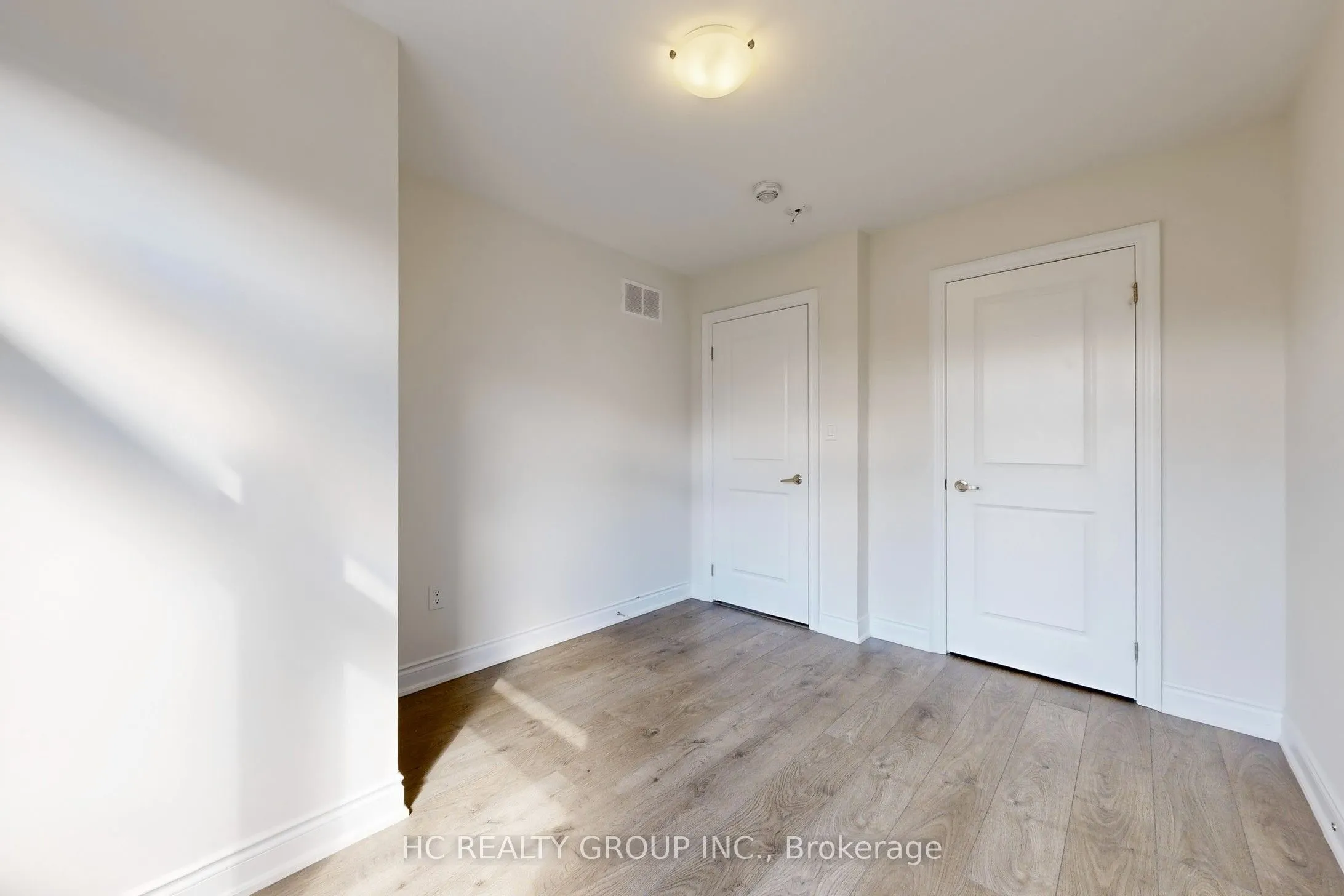 31 Thomas Armstrong Lane, #29