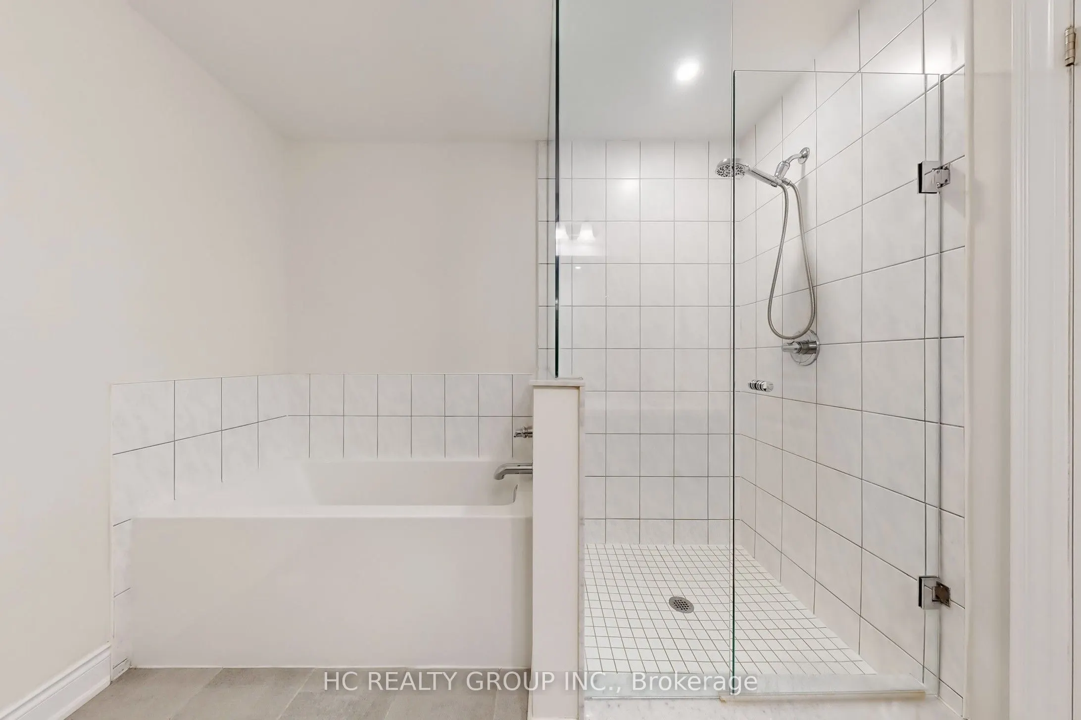 31 Thomas Armstrong Lane, #29
