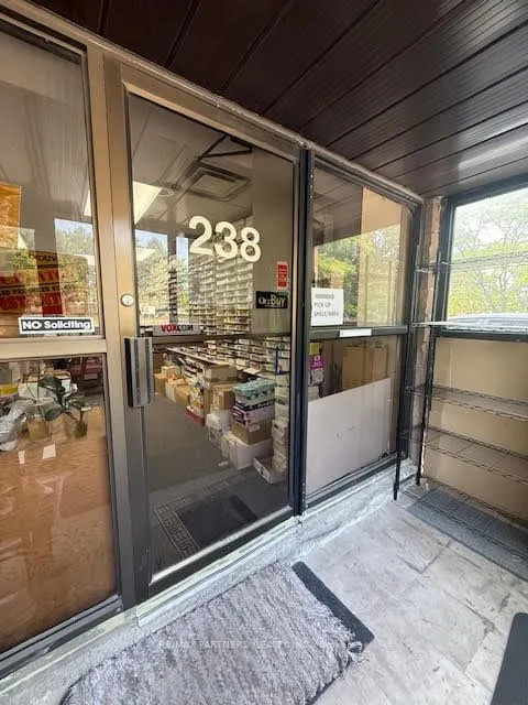 238 Hood Road