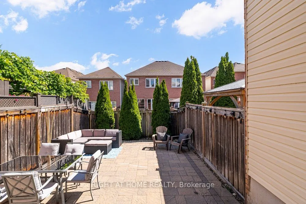 35 Brahm Court