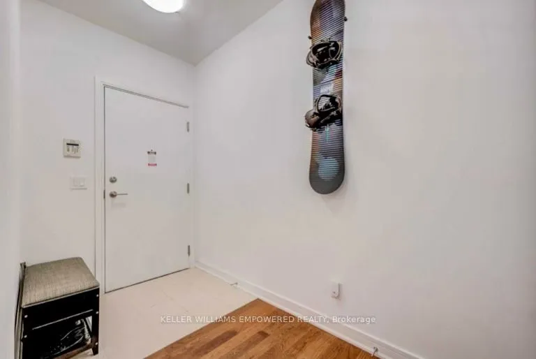 9199 Yonge Street, #812