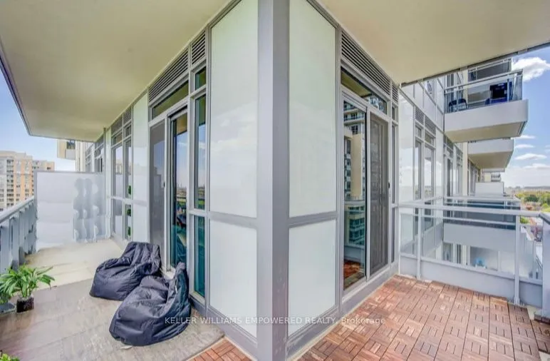 9199 Yonge Street, #812