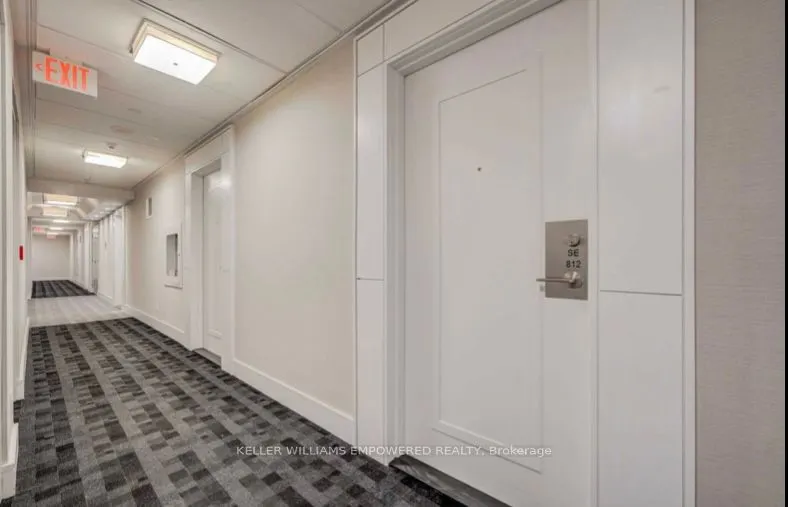 9199 Yonge Street, #812