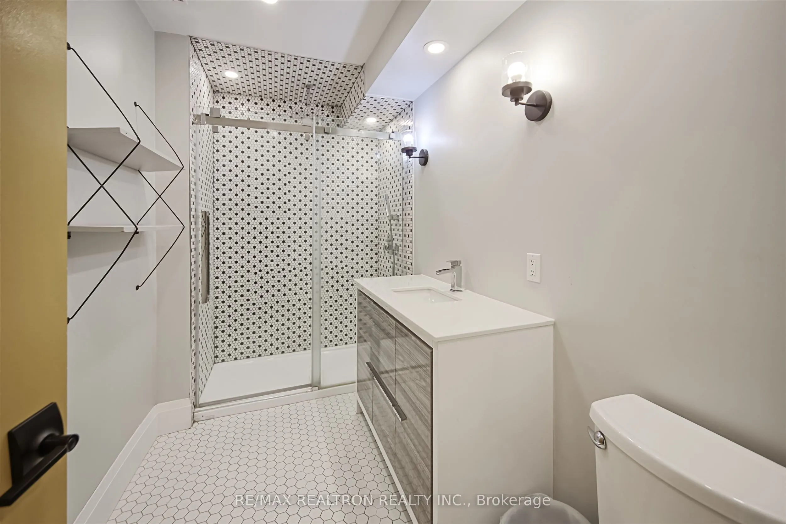 3433 MOUNT ALBERT Road